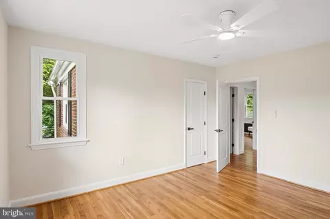 Bedroom - 206 Shaw Ave, Silver Spring, MD 20904 photo 5 of 10