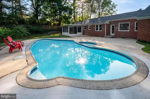 Exterior - 206 Shaw Ave, Silver Spring, MD 20904 photo 14 of 15