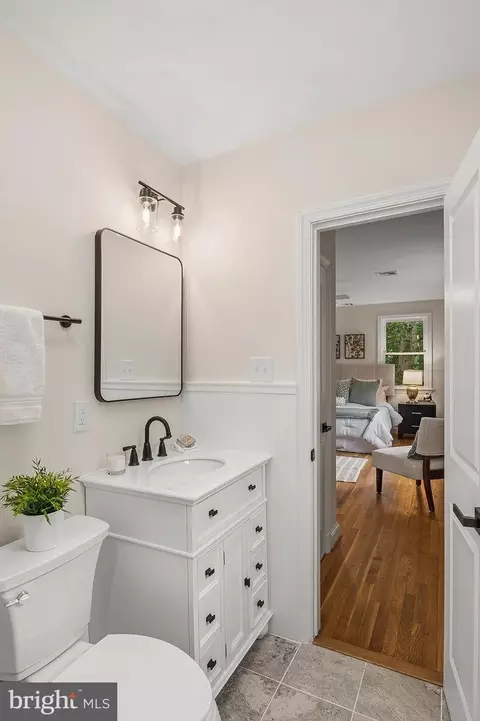 Bath - 206 Shaw Ave, Silver Spring, MD 20904 photo 2 of 11