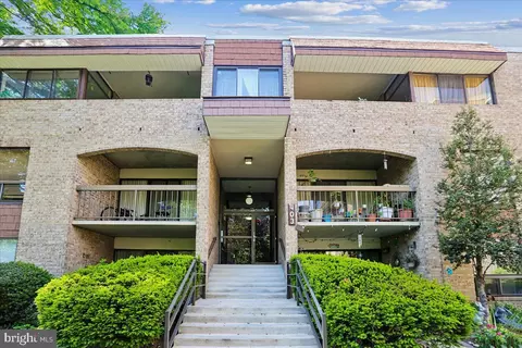 403 Christopher Ave #33, Gaithersburg, MD 20879