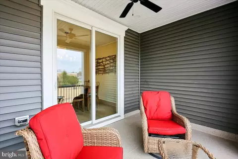 Exterior - 104 Allen Ln, Poolesville, MD 20837 photo 8 of 9