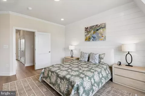 Bedroom - 104 Allen Ln, Poolesville, MD 20837 photo 3 of 8