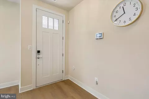 Entry Way - 104 Allen Ln, Poolesville, MD 20837 photo 1 of 11