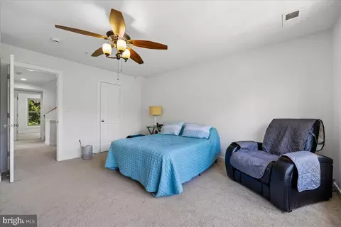Bedroom - 3410 Snow Cloud Ln, Silver Spring, MD 20904 photo 4 of 11