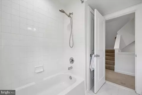 Bath - 3410 Snow Cloud Ln, Silver Spring, MD 20904 photo 4 of 4