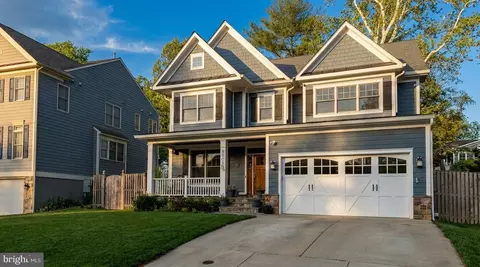 8905 Hempstead Ave, Bethesda, MD 20817