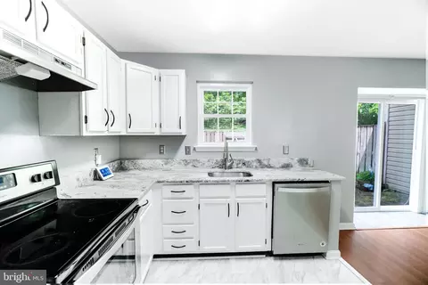 Kitchen - 2922 Strauss Ter, Silver Spring, MD 20904 photo 2 of 2