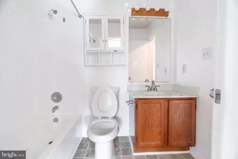 Bath - 2922 Strauss Ter, Silver Spring, MD 20904 photo 2 of 2