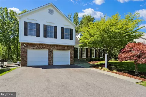 9 Kings Valley Ct, Damascus, MD 20872
