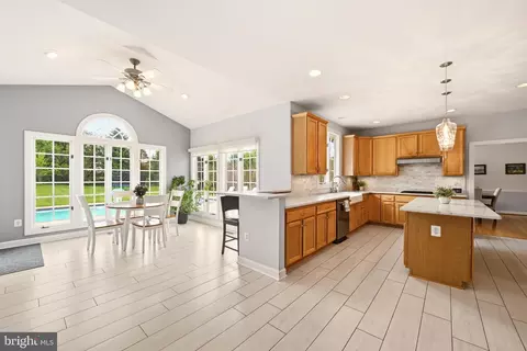 Kitchen - 509 Firestone Dr, Ashton, MD 20861 photo 4 of 4