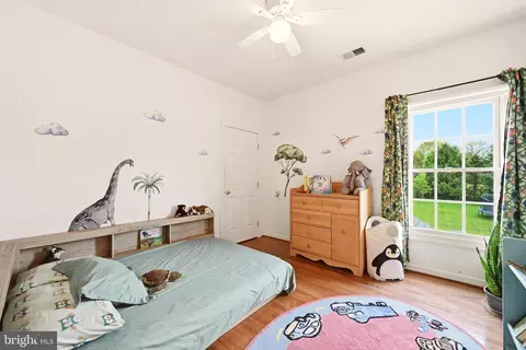 Bedroom - 509 Firestone Dr, Ashton, MD 20861 photo 2 of 7