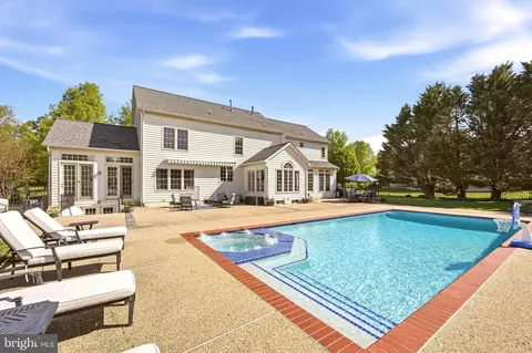 Exterior - 509 Firestone Dr, Ashton, MD 20861 photo 7 of 12