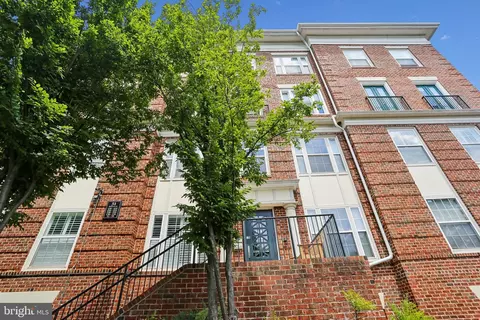 31 Booth St #B56, Gaithersburg, MD 20878