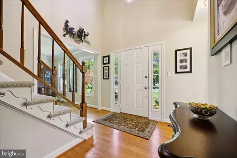 Entry Way - 14304 Shoreham Dr, Silver Spring, MD 20905 photo 2 of 14
