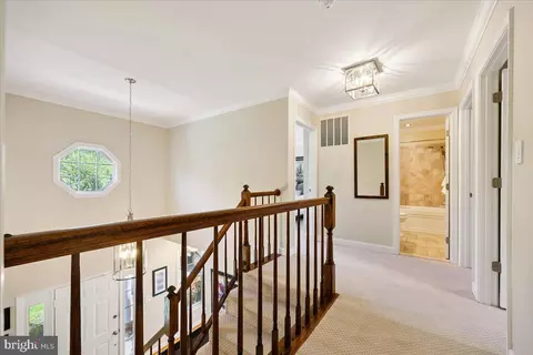 Entry Way - 14304 Shoreham Dr, Silver Spring, MD 20905 photo 9 of 14