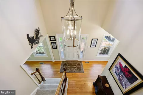 Entry Way - 14304 Shoreham Dr, Silver Spring, MD 20905 photo 11 of 14