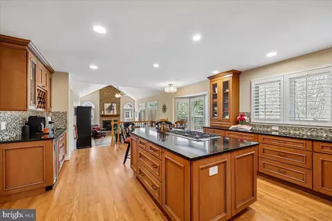 Kitchen - 14304 Shoreham Dr, Silver Spring, MD 20905 photo 1 of 7
