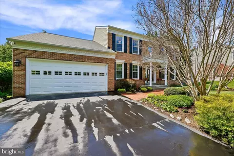 Exterior - 14304 Shoreham Dr, Silver Spring, MD 20905 photo 6 of 22