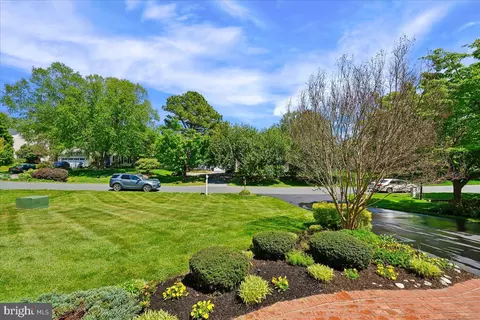 Exterior - 14304 Shoreham Dr, Silver Spring, MD 20905 photo 11 of 22