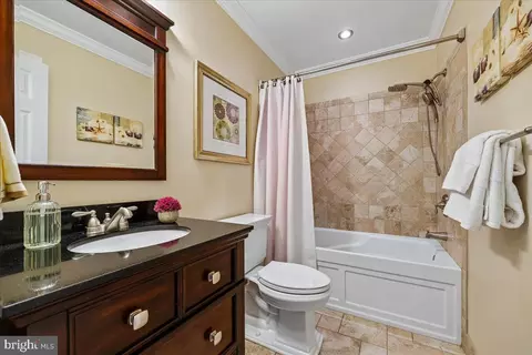 Bath - 14304 Shoreham Dr, Silver Spring, MD 20905 photo 6 of 7