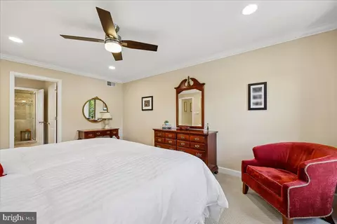 Bedroom - 14304 Shoreham Dr, Silver Spring, MD 20905 photo 3 of 10
