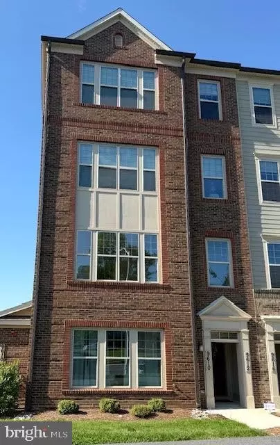 9610 Fields Rd #9610, Gaithersburg, MD 20878