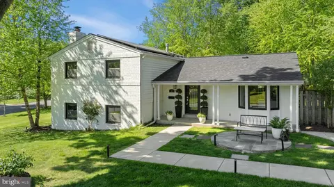 2 Orleans Ter, Kensington, MD 20895