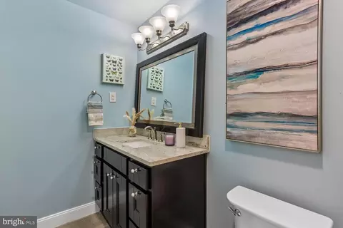 Bath - 11513 Lockhart Pl, Silver Spring, MD 20902 photo 3 of 3