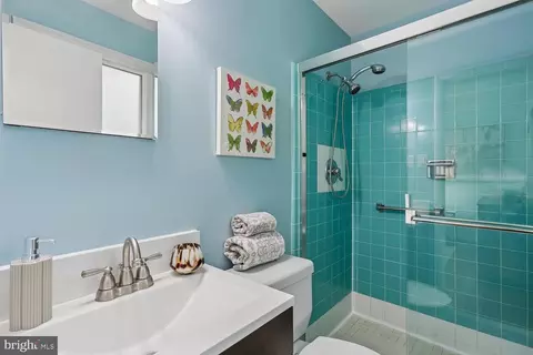 Bath - 11513 Lockhart Pl, Silver Spring, MD 20902 photo 1 of 3
