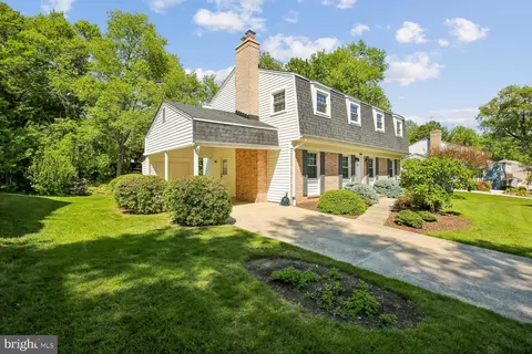 Exterior - 1525 Arbor View Rd, Silver Spring, MD 20902 photo 11 of 14