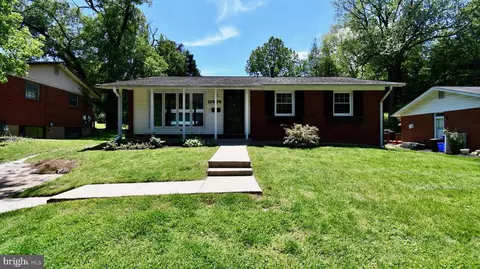 11404 Soward Dr, Kensington, MD 20895