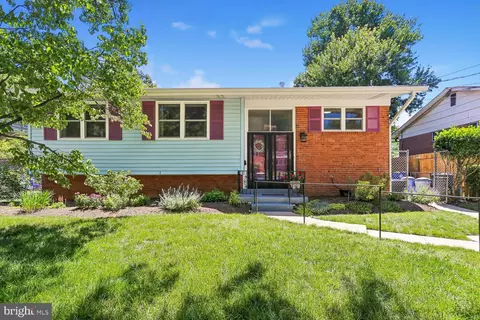 902 Malta Ln, Silver Spring, MD 20901