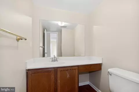 Entry Way - 2 Hugo Ct, Silver Spring, MD 20906 photo 2 of 4