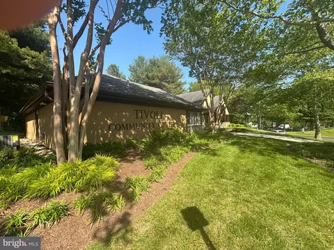 View/Area - 2 Hugo Ct, Silver Spring, MD 20906 photo 1 of 5