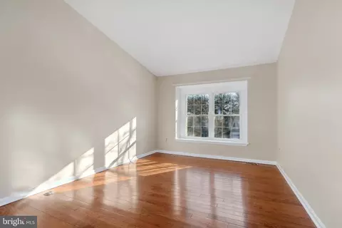 Living - 2 Hugo Ct, Silver Spring, MD 20906 photo 3 of 3