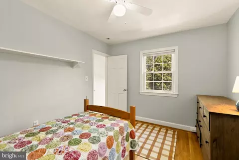 Bedroom - 2108 Ross Rd, Silver Spring, MD 20910 photo 7 of 7