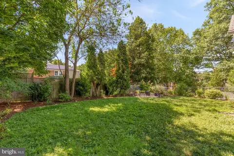 Exterior - 2108 Ross Rd, Silver Spring, MD 20910 photo 12 of 13