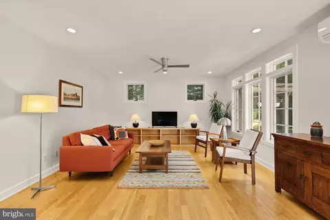 Living - 2108 Ross Rd, Silver Spring, MD 20910 photo 2 of 2