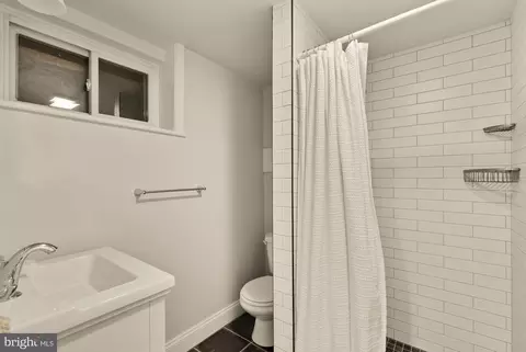 Bath - 2108 Ross Rd, Silver Spring, MD 20910 photo 6 of 7