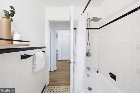 Bath - 2214 Colston Dr #201, Silver Spring, MD 20910 photo 3 of 4