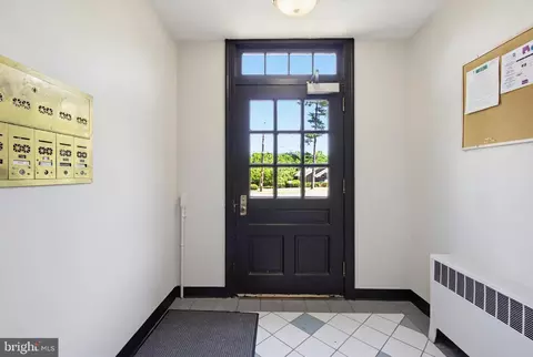 Entry Way - 2214 Colston Dr #201, Silver Spring, MD 20910 photo 4 of 4