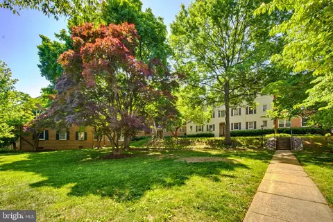 Exterior - 2214 Colston Dr #201, Silver Spring, MD 20910 photo 3 of 10