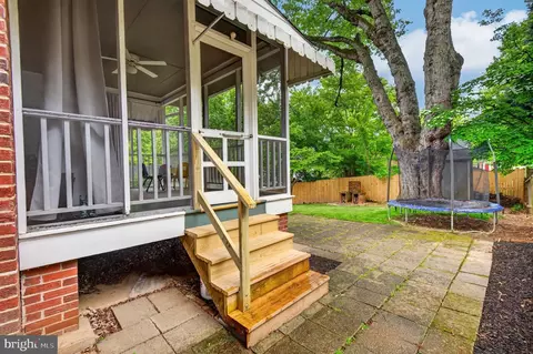 Exterior - 202 Baden St, Silver Spring, MD 20901 photo 5 of 9