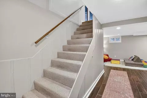 Entry Way - 202 Baden St, Silver Spring, MD 20901 photo 6 of 8