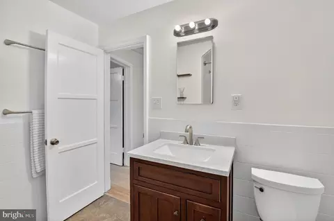 Bath - 202 Baden St, Silver Spring, MD 20901 photo 2 of 4