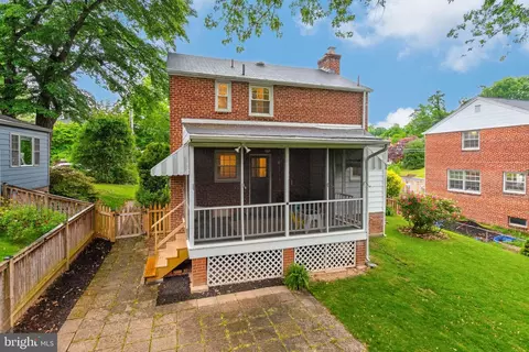 Exterior - 202 Baden St, Silver Spring, MD 20901 photo 7 of 9