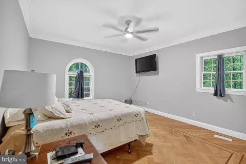 Bedroom - 15923 Mount Everest Ln, Silver Spring, MD 20906 photo 2 of 5