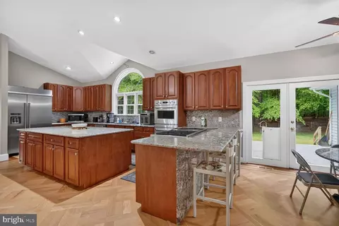 Kitchen - 15923 Mount Everest Ln, Silver Spring, MD 20906 photo 1 of 6