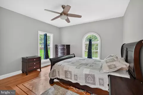 Bedroom - 15923 Mount Everest Ln, Silver Spring, MD 20906 photo 1 of 5