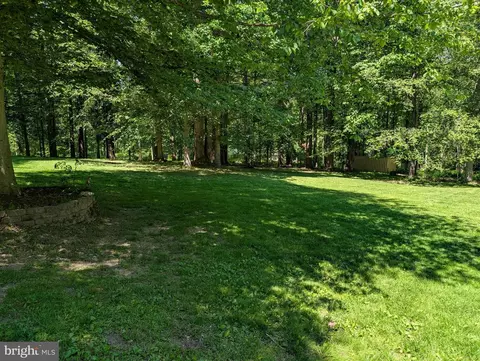 Exterior - 15923 Mount Everest Ln, Silver Spring, MD 20906 photo 6 of 12